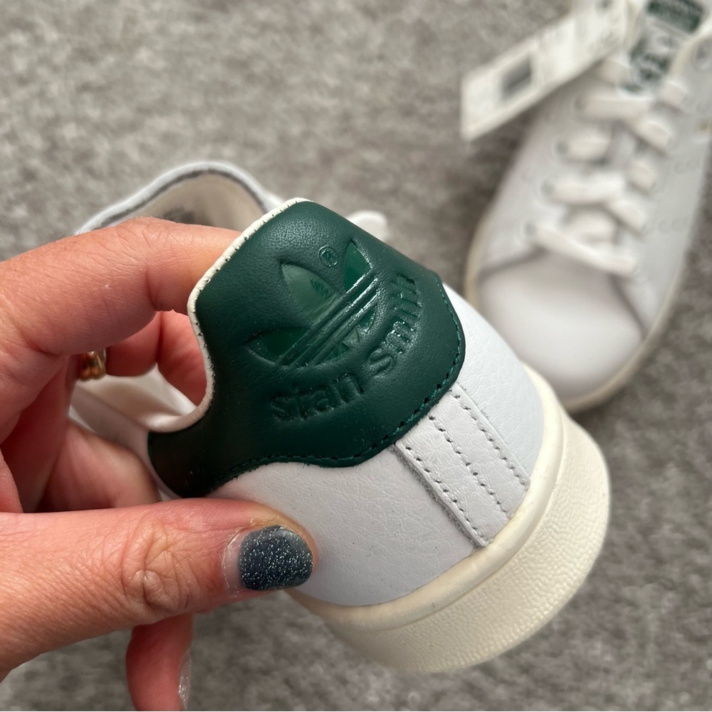 Adidas Stan Smith  sneaker shoes dark green NWT